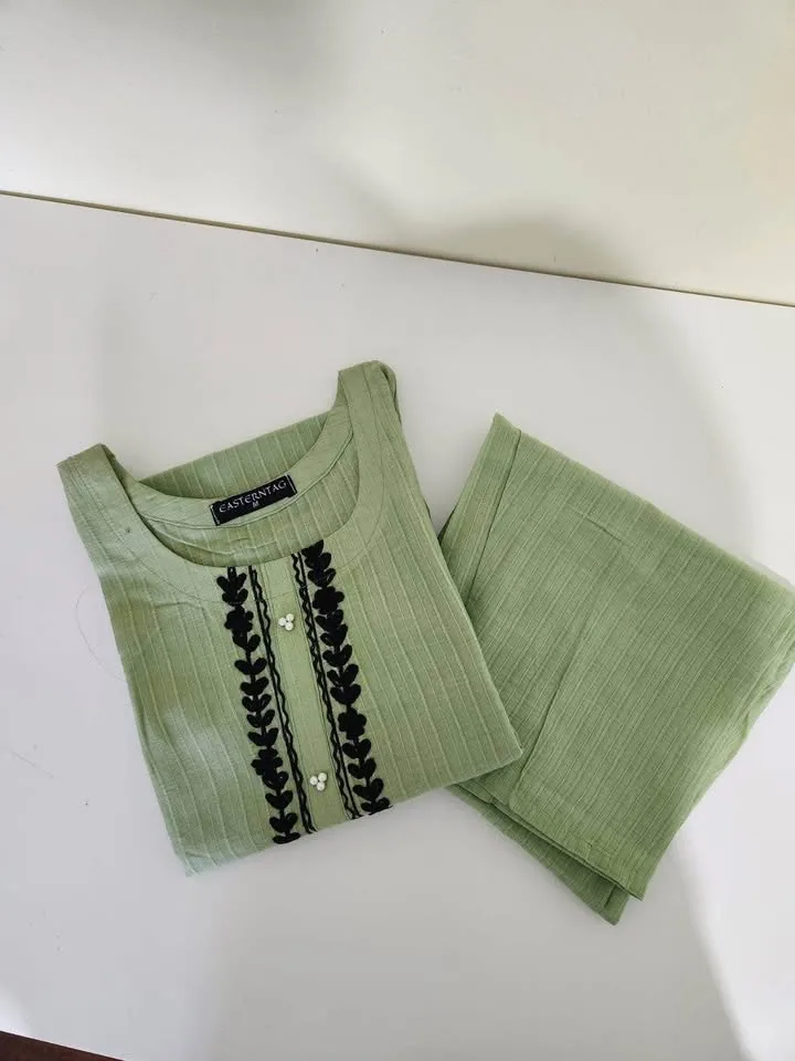 Beautiful 2pcs Suits different options check all pictures image indicator(4)