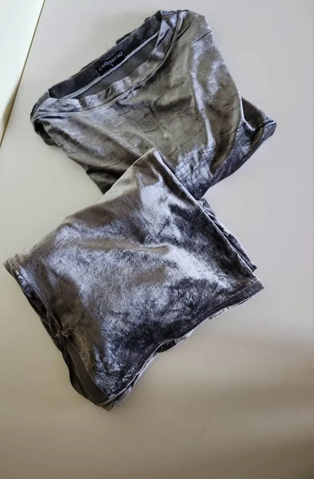 Beautiful 2pcs Suits different options check all pictures image indicator(6)