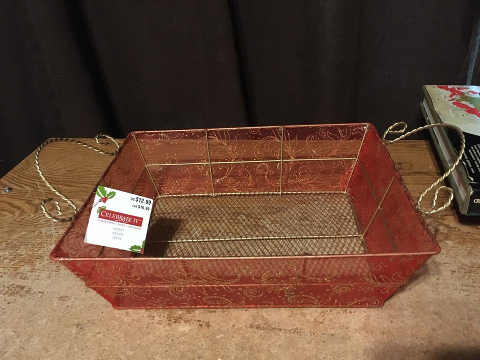 CELEBRATE IT CHRISTMAS BASKET & METAL TRAY - photo 2