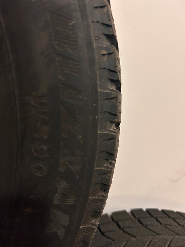 Snow tires and Rims - photo 2