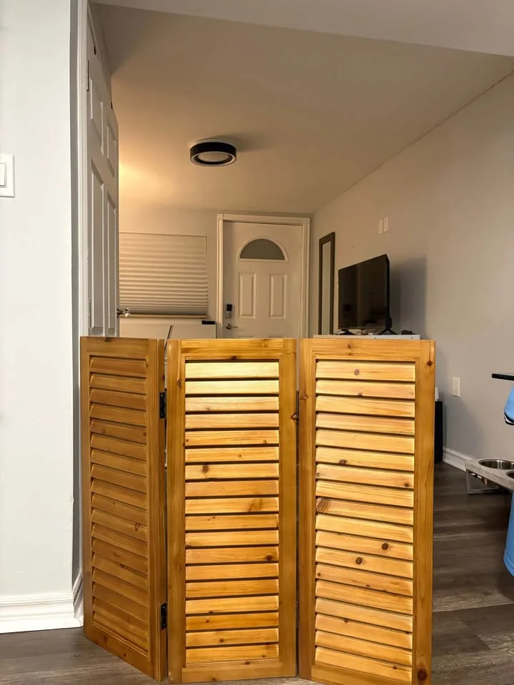 🌿 Wooden Louvered Folding Screen / Room Divider image indicator(2)