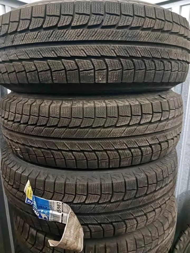 215 70 r16 ONLY TWO NEW MICHELIN WINTER TIRES