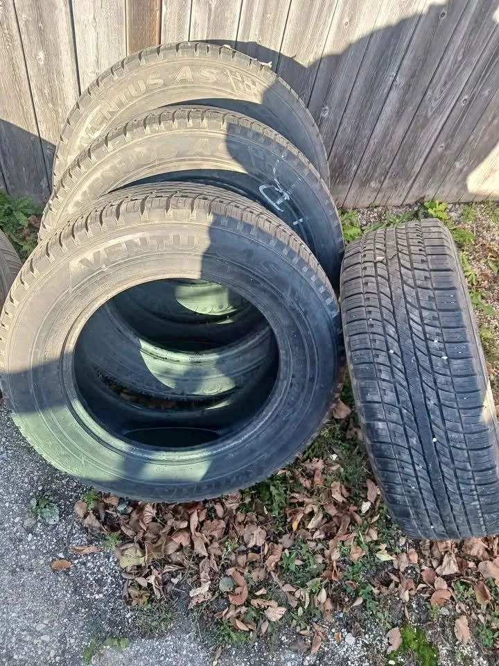 255 65 r18 SET of 4 HANKOOK VENTUS TRUCK JEEP SUV TIRES thumbnail