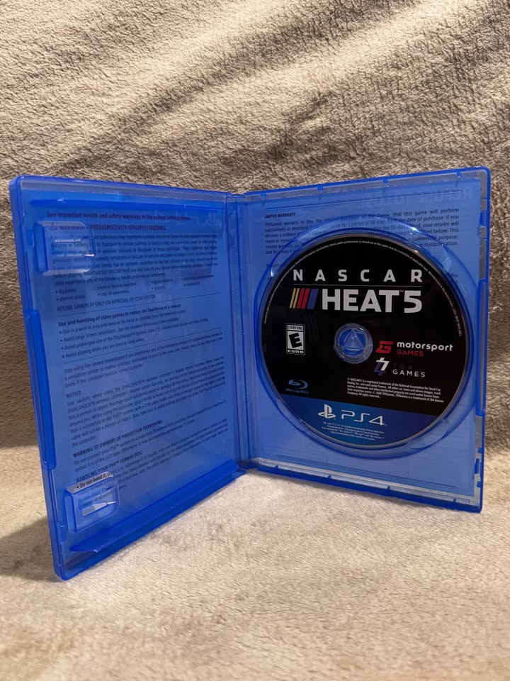 PS4 NASCAR Heat - photo 3