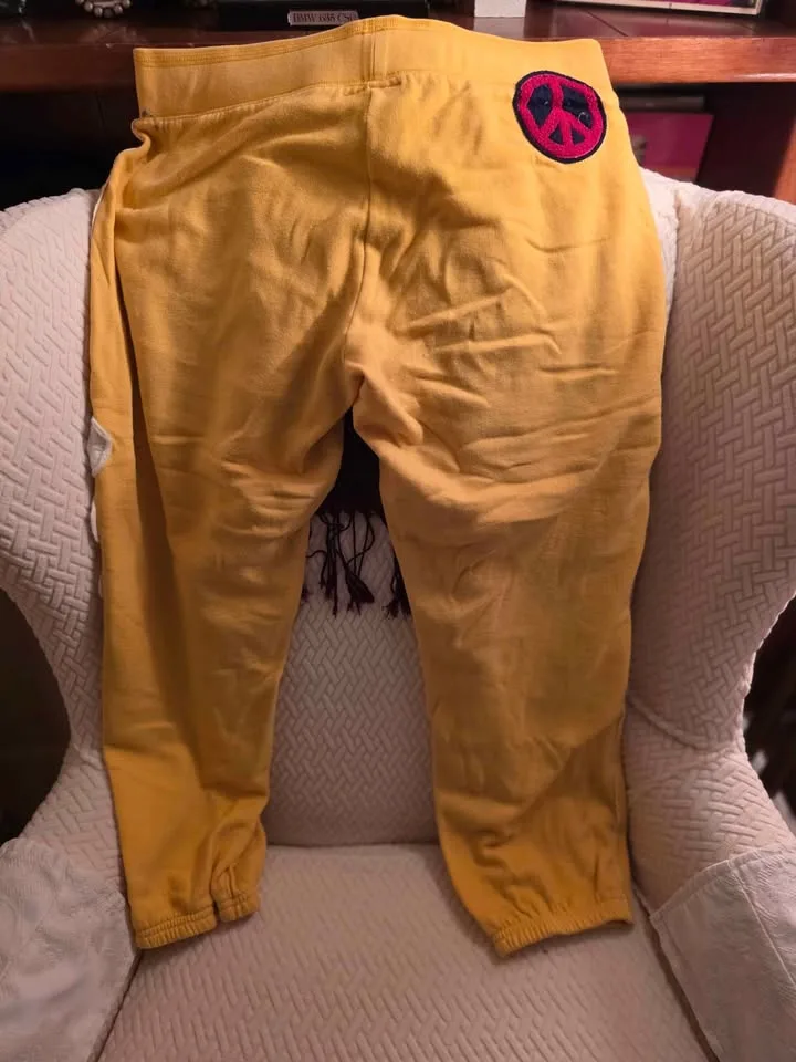 PINK sweat pants image indicator(2)