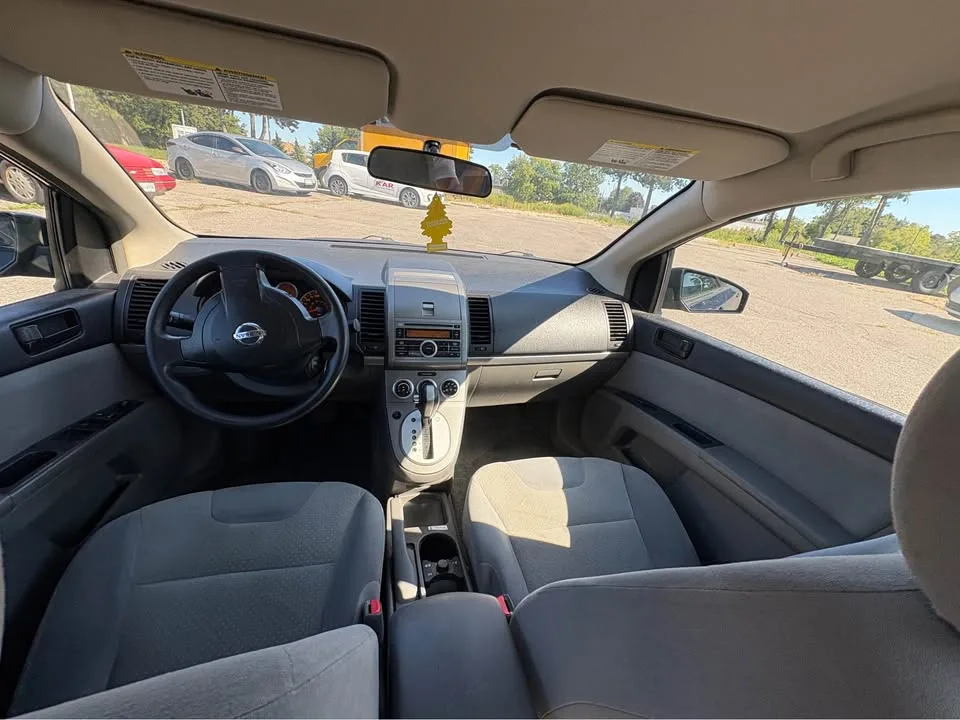 2009 Nissan Sentra image indicator(7)