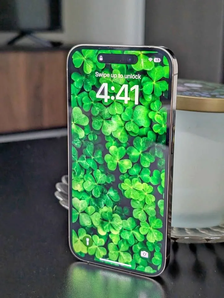 Apple iPhone - 14 Pro | 128GB | Gold | Flawless condition image indicator(2)