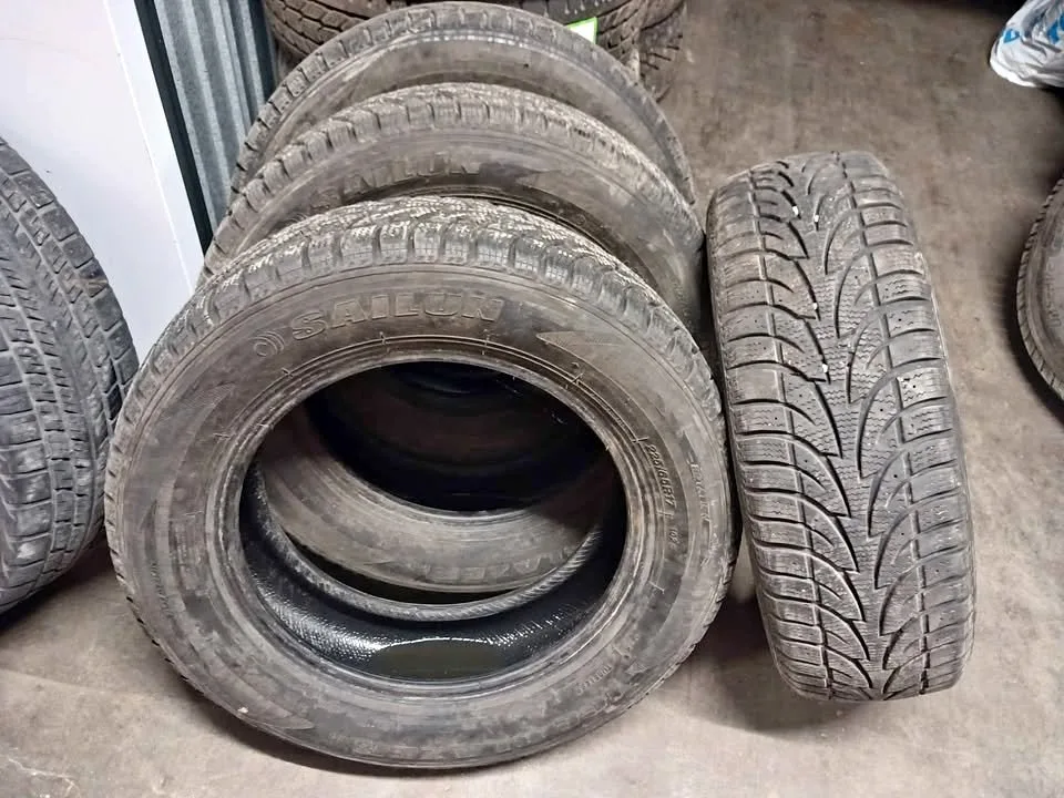 225 65 r17 SET of 4 USED SAILUN ICE BLAZER TIRES