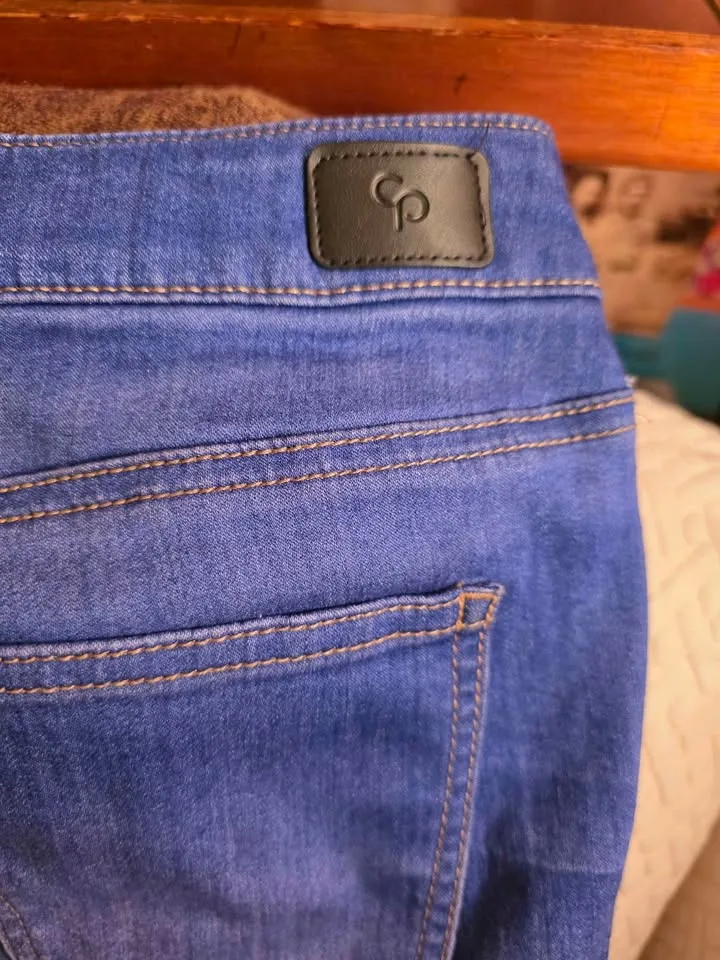 Celebrity Pink Jeans image indicator(3)