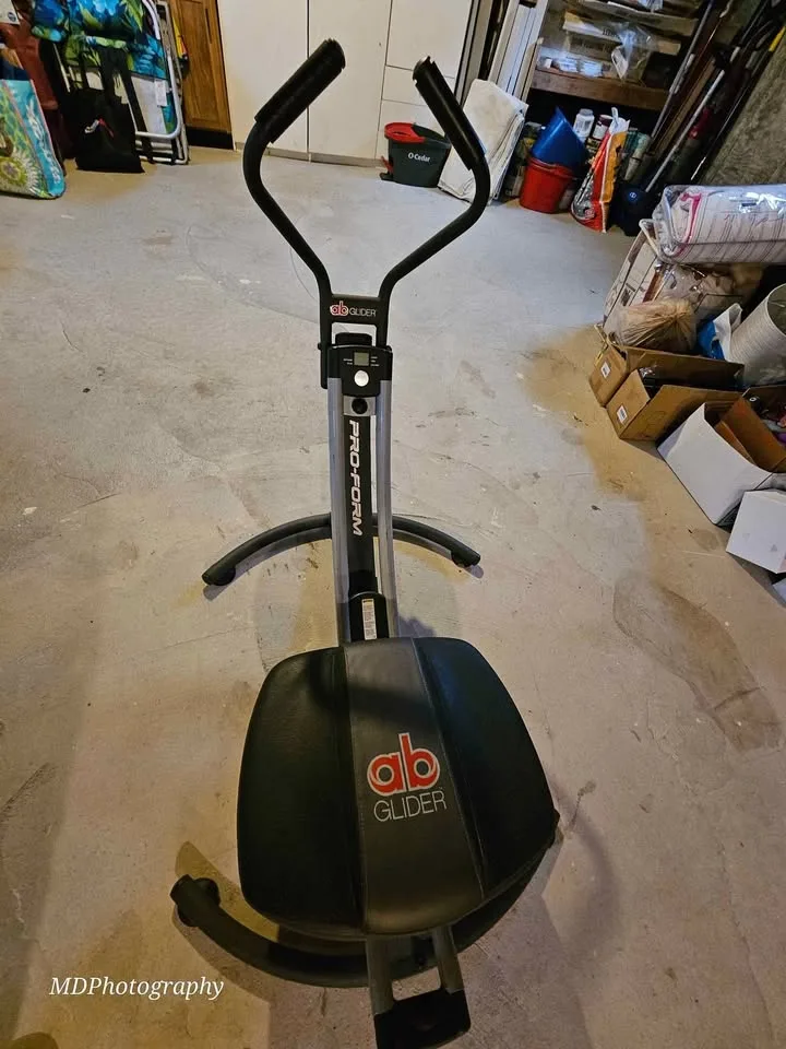 MOVING SALE Pro-Form Ab Glider image indicator(2)