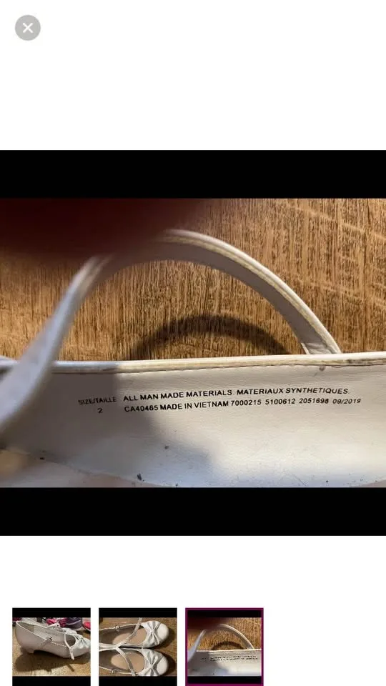 Girls Children’s Place white shoes!! image indicator(3)