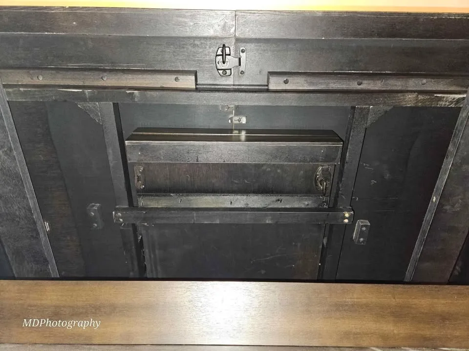 MOVING SALE Dining Table + 6 Chairs - Available Sept 2025 image indicator(4)