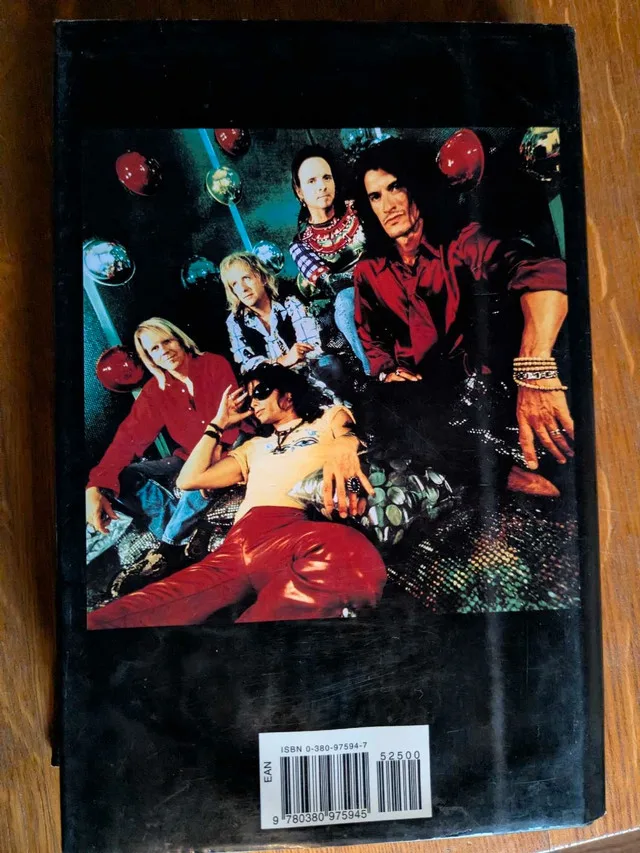 Music Bio Books image indicator(6)