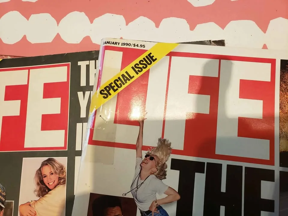80s / 90s Life Mags - Year in Pictures image indicator(3)