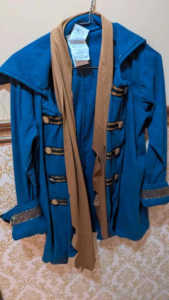 Pirate Costume 2-for-1 - Child's Costume - Sz Medium