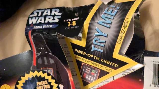 Darth Vader Costume -TM Star Wars w/Sound - Child 7/8 - Used image indicator(2)