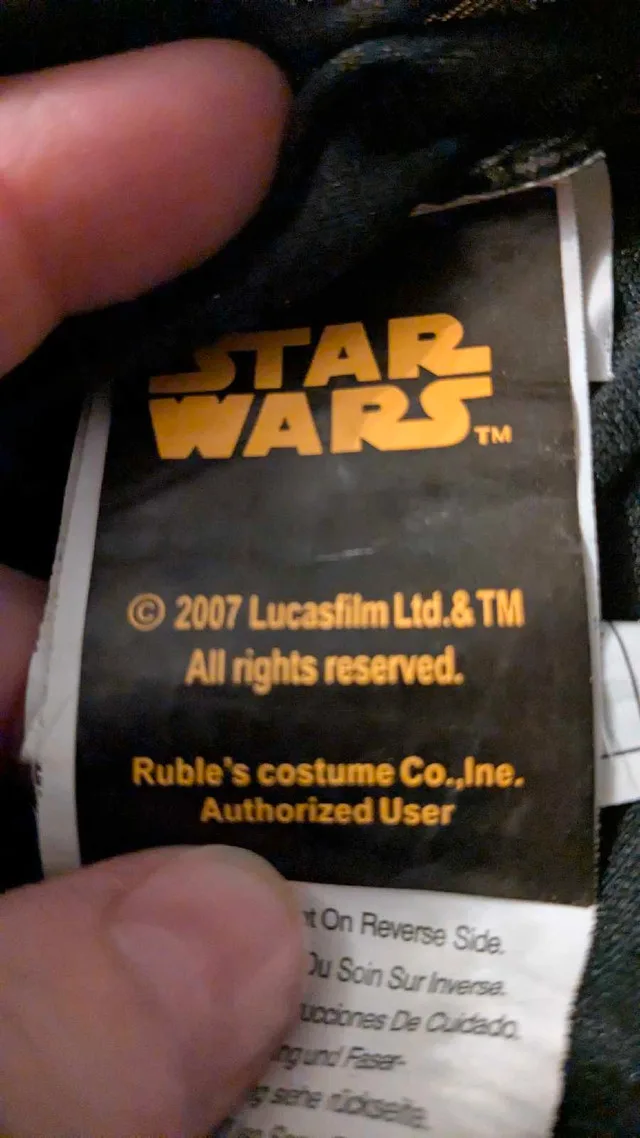 Darth Vader Costume -TM Star Wars w/Sound - Child 7/8 - Used image indicator(3)