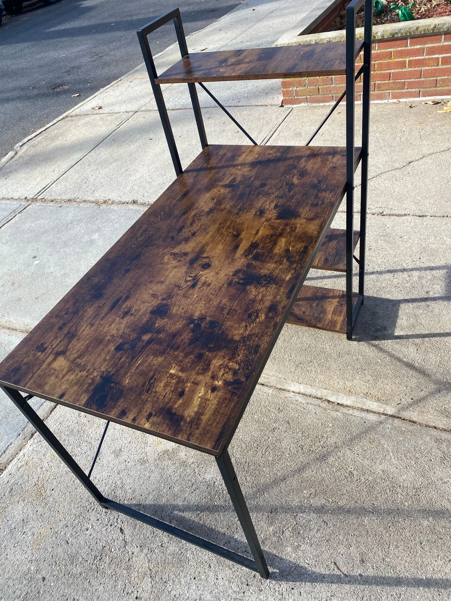 Computer Desk With 4-tier Shelves image indicator(2)