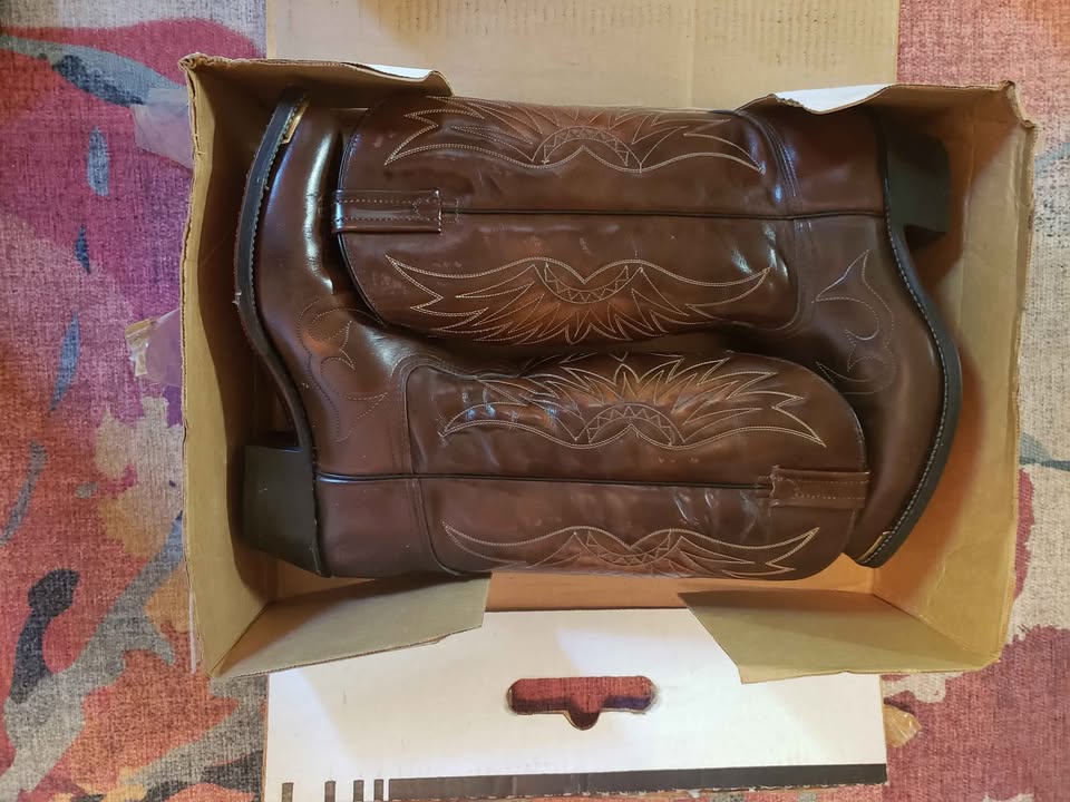 Vintage Leather Men's Cowboy Boots - photo 3