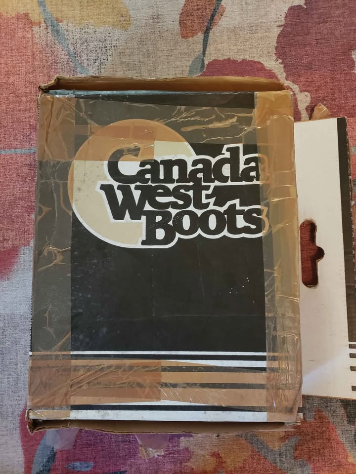 Vintage Leather Men's Cowboy Boots - photo 4