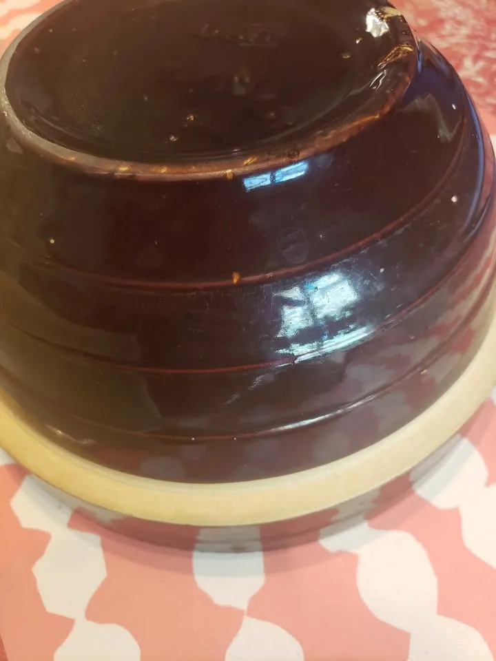 Antique Stoneware Mixing Bowl image indicator(2)