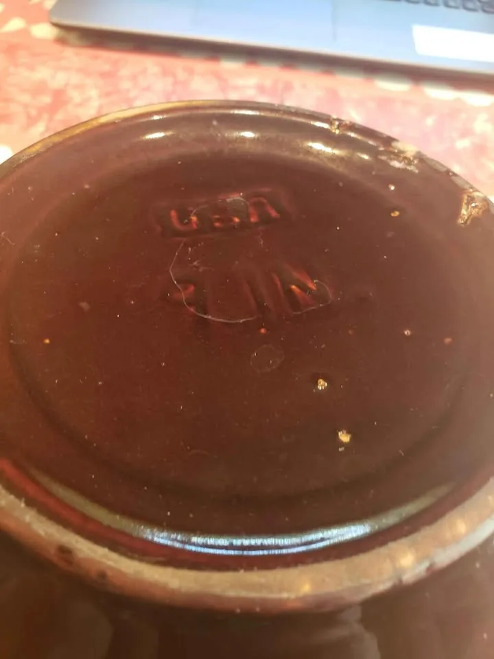 Antique Stoneware Mixing Bowl image indicator(3)