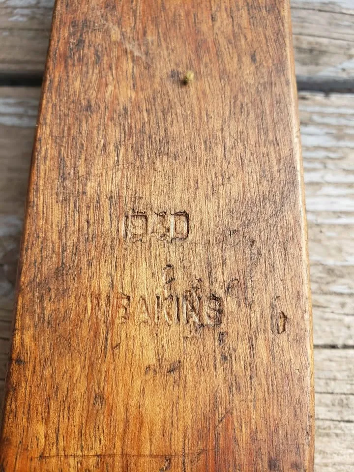 Antique Shoe Shine Stand with Accessories image indicator(4)