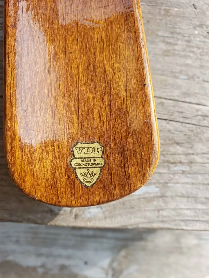 Antique Shoe Shine Stand with Accessories image indicator(5)