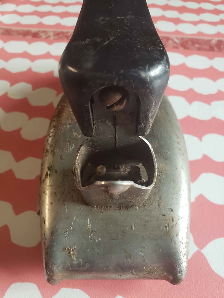 Antique Iron 40s/50s - photo 2
