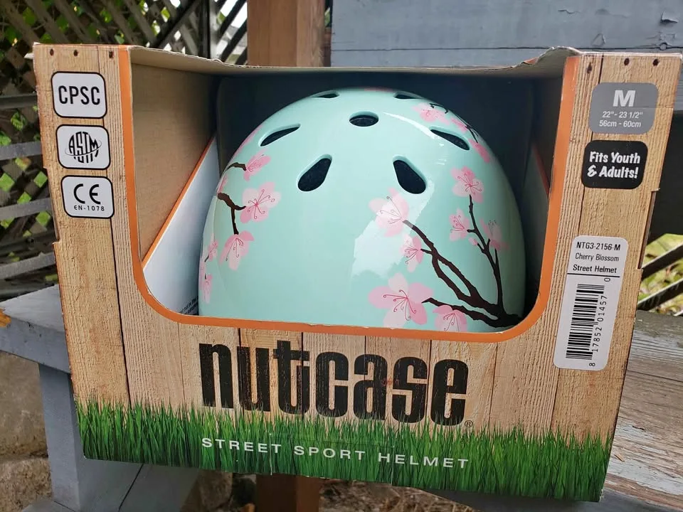 Helmet - Nutcase Street Sport - rare pattern thumbnail