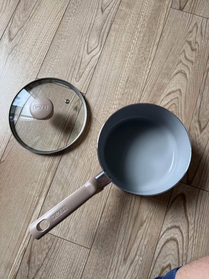 Brand New T-fal Medium Saucepan with Lid - photo 3