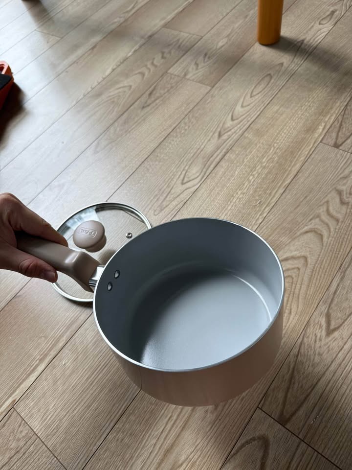 Brand New T-fal Medium Saucepan with Lid - photo 5