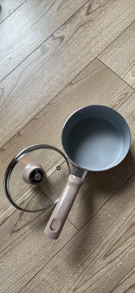 Brand New T-Fal Small Saucepan - photo 2