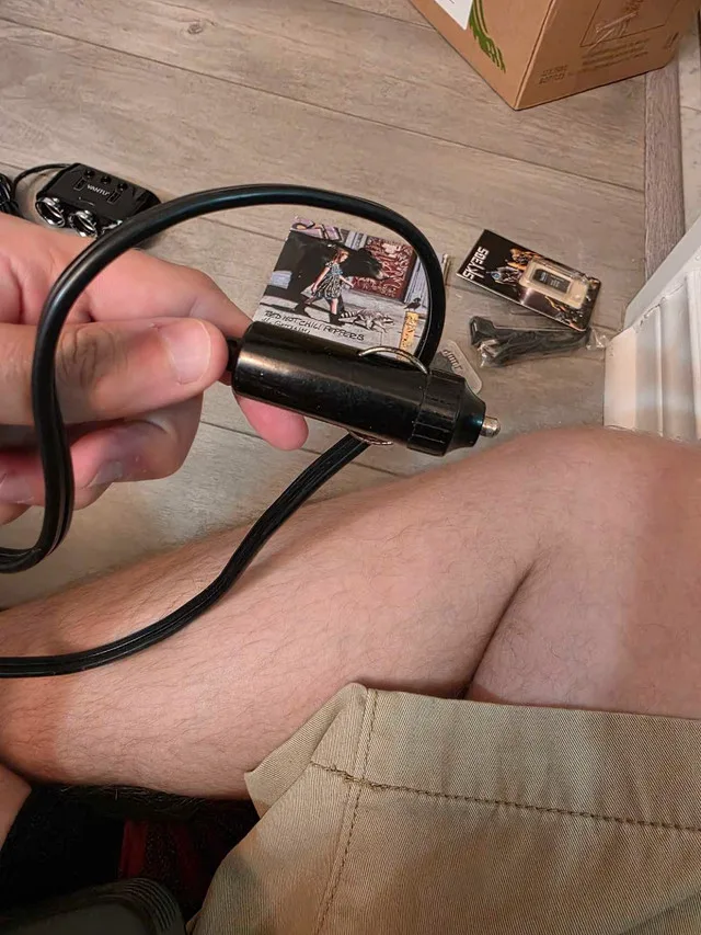 Eliminator 200W Power Inverter image indicator(4)