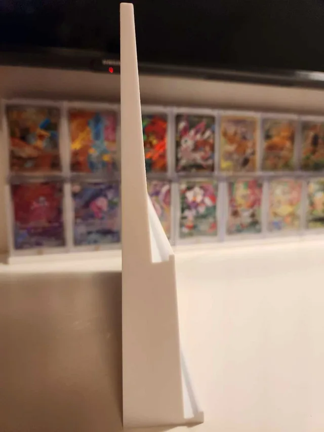 Pokemon Card Display Stand image indicator(4)