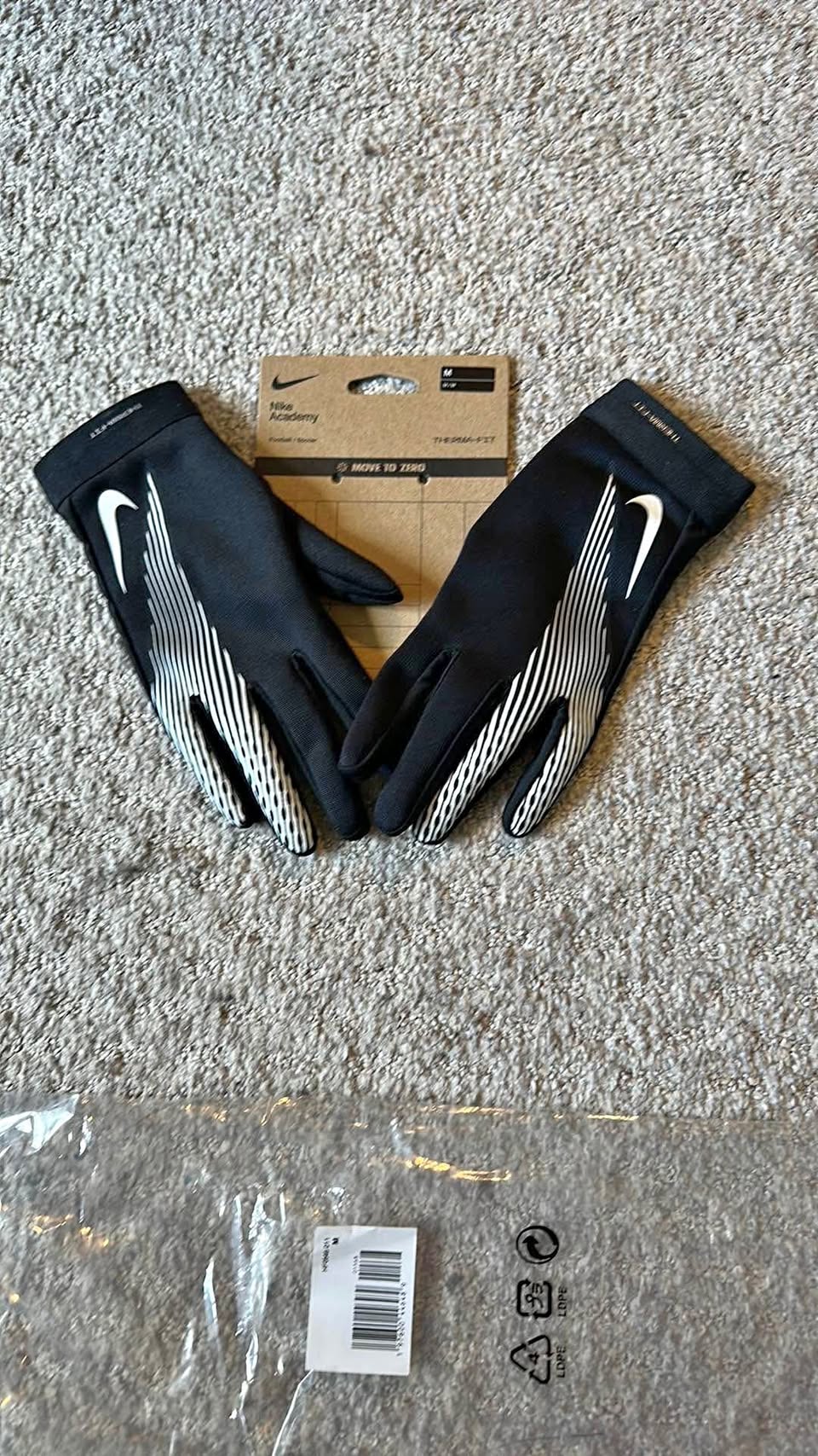 Nike Academy Gloves