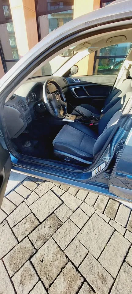 2005 Subaru outback 2.5i awd image indicator(8)
