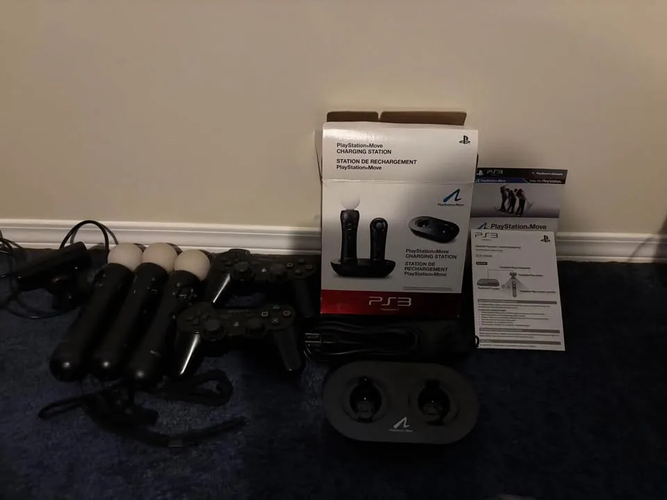 PS3 with accessories & games image indicator(5)