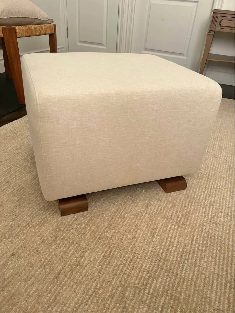 Monte Luca Ottoman / Coastal Cream