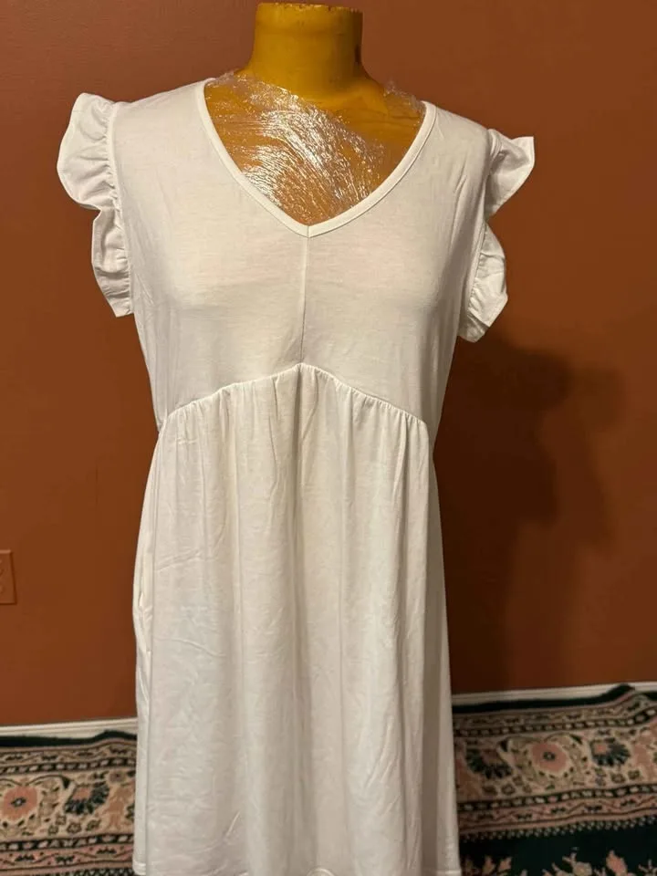 Brand New Size L – White Ruffle Sleeve Casual Dress (Size L) 🤍 image indicator(2)