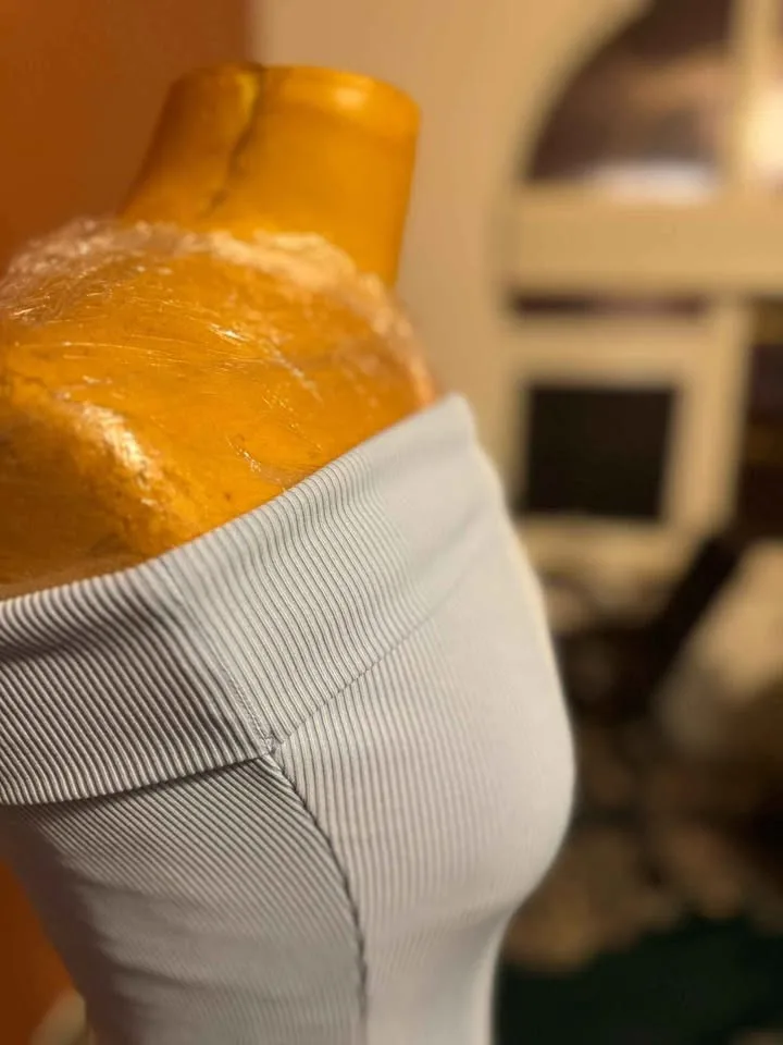 Brand New Size S – Light Blue Off-Shoulder Bodycon Maxi Dress image indicator(3)