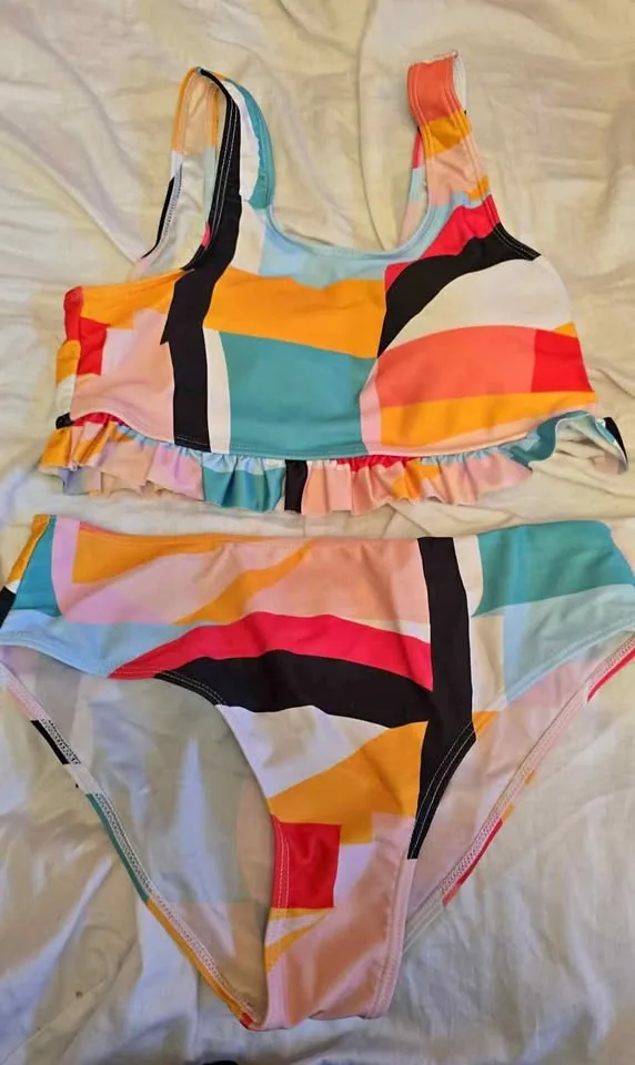 Swimwear Girls Size 165 thumbnail