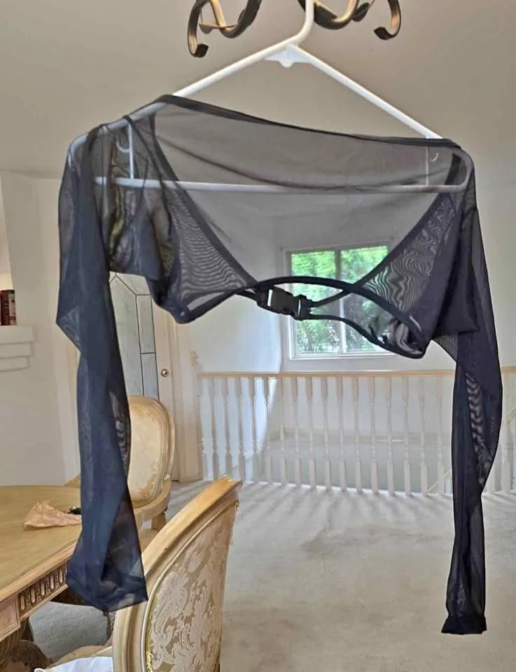 Size M Brand New Cover Up thumbnail