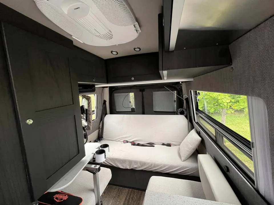 2020 Mercedes Sprinter Roadtrek Agile SS image indicator(3)