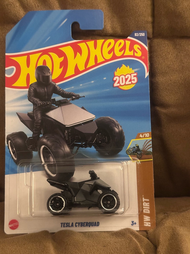 Hot Wheels Tesla Cybertruck - photo 3