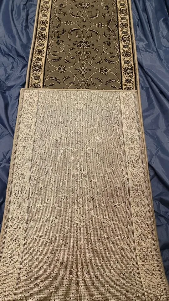 25×2.5 in area rug image indicator(3)