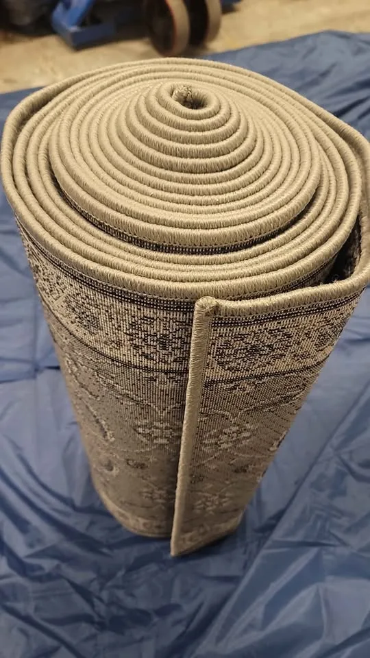 25×2.5 in area rug image indicator(4)