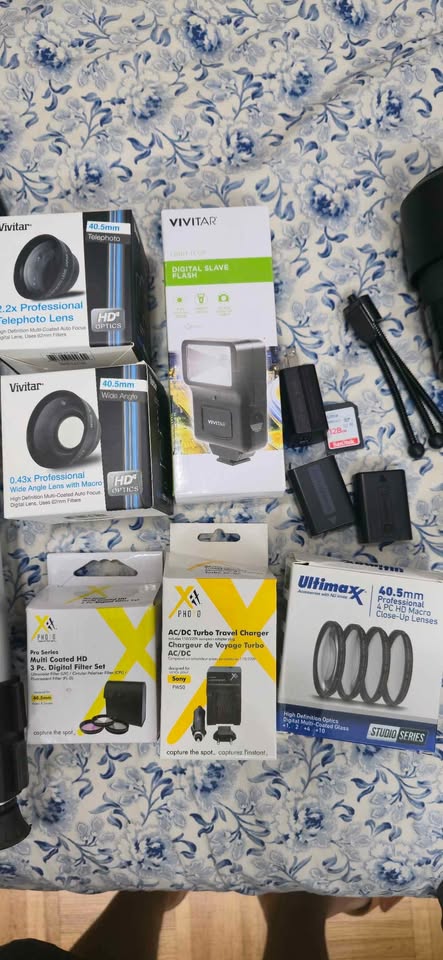 Sony a6400 + 2 lenses + accessories - photo 4