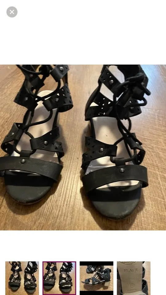 Size 1 girls Childrens Place sandals image indicator(2)