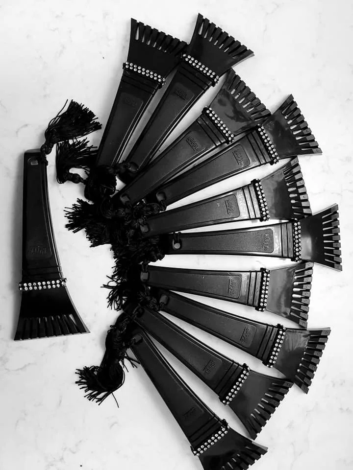 Staplers & ice scrapers image indicator(2)